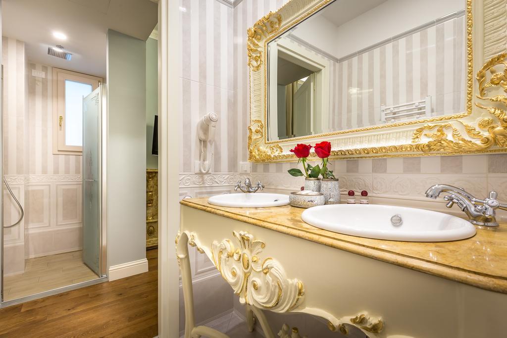 Relais Twelve B&B ฟลอเรนซ์ ภายนอก รูปภาพ