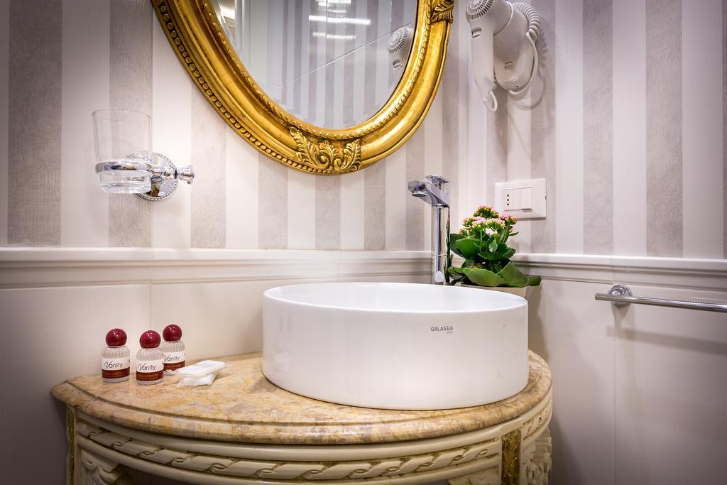 Relais Twelve B&B ฟลอเรนซ์ ภายนอก รูปภาพ
