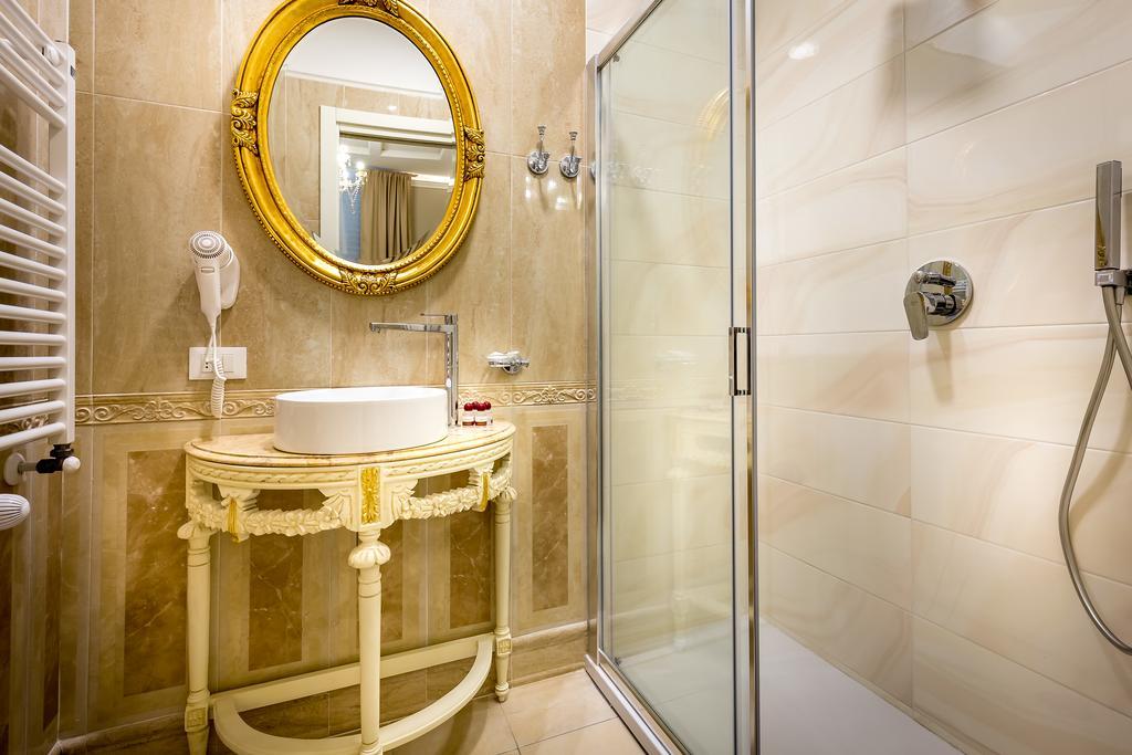 Relais Twelve B&B ฟลอเรนซ์ ภายนอก รูปภาพ
