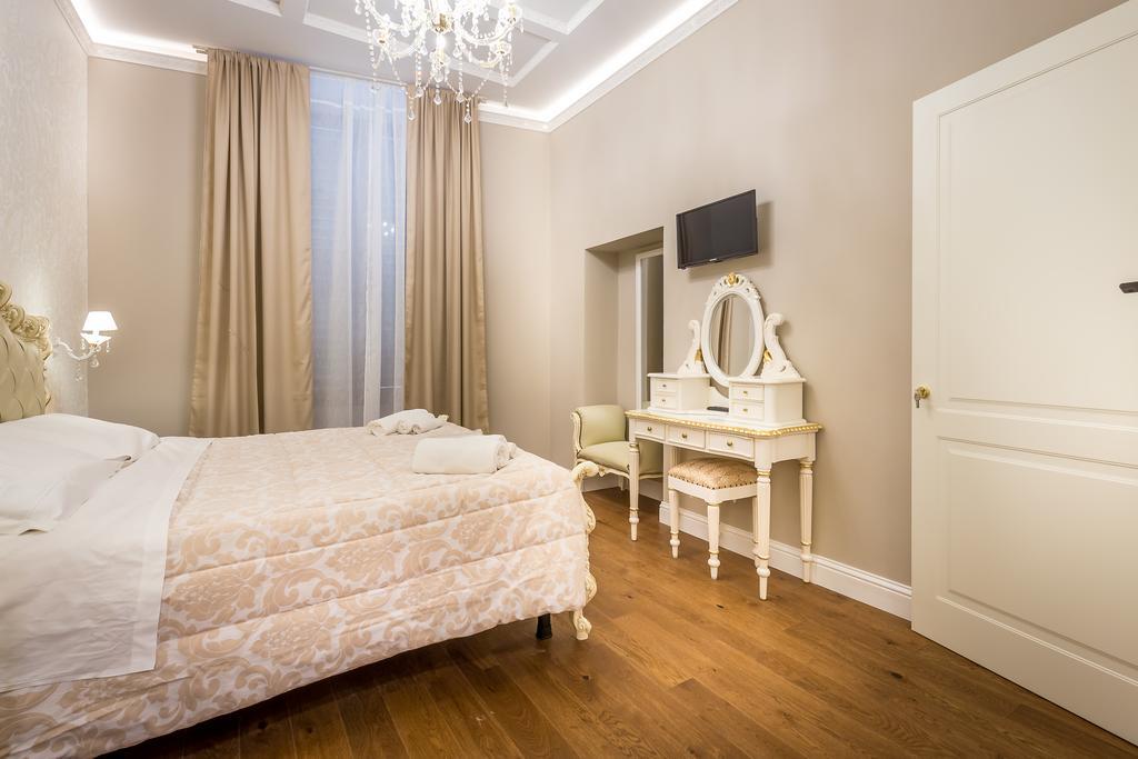Relais Twelve B&B ฟลอเรนซ์ ภายนอก รูปภาพ
