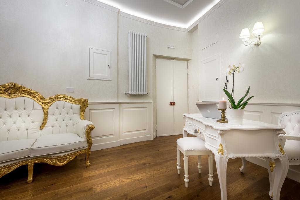 Relais Twelve B&B ฟลอเรนซ์ ภายนอก รูปภาพ