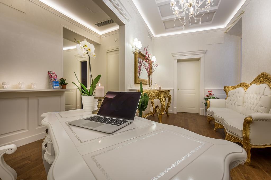 Relais Twelve B&B ฟลอเรนซ์ ภายนอก รูปภาพ